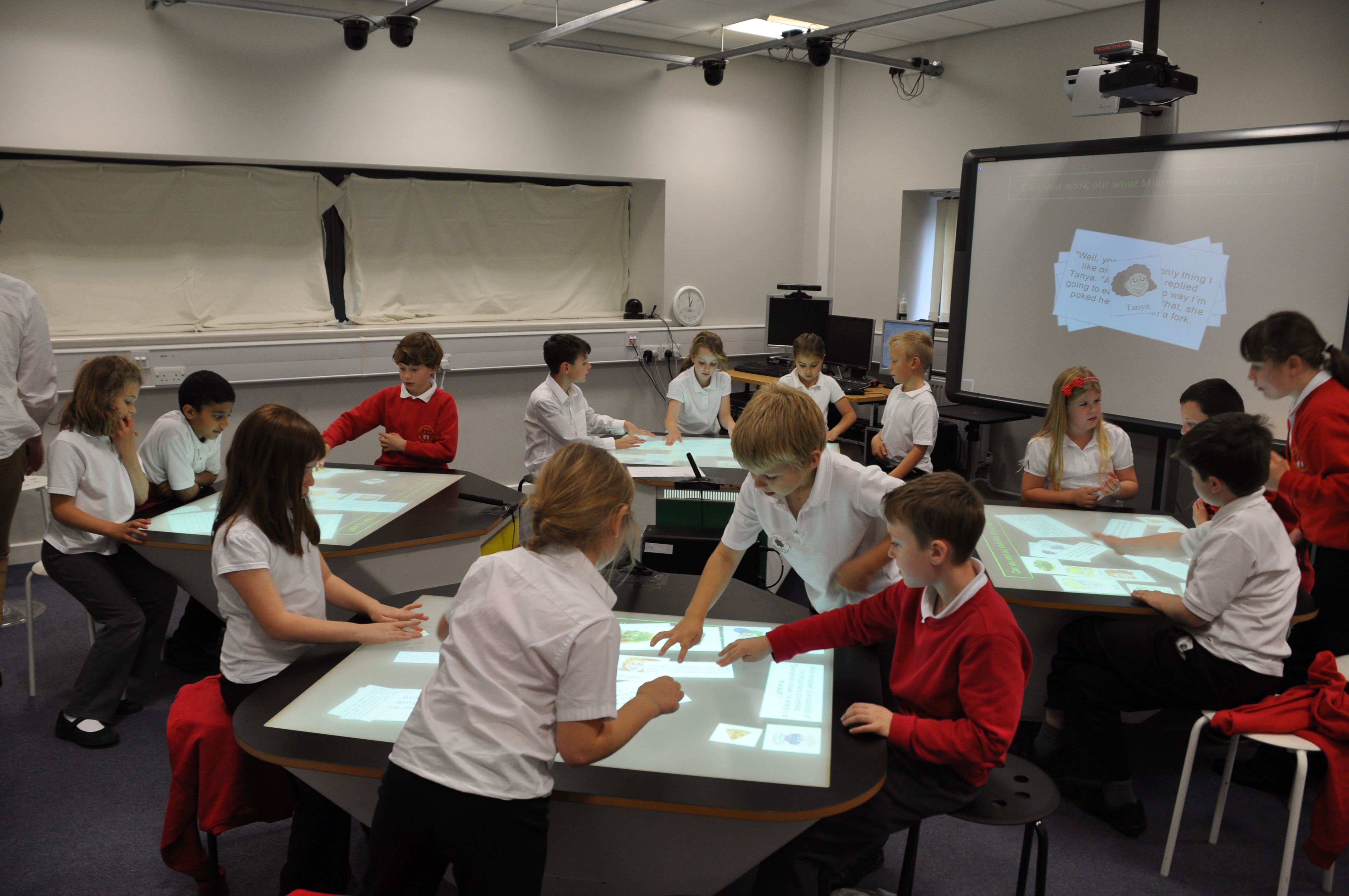 Classroom Of The Future Multitouch Desk Synergynet 3 